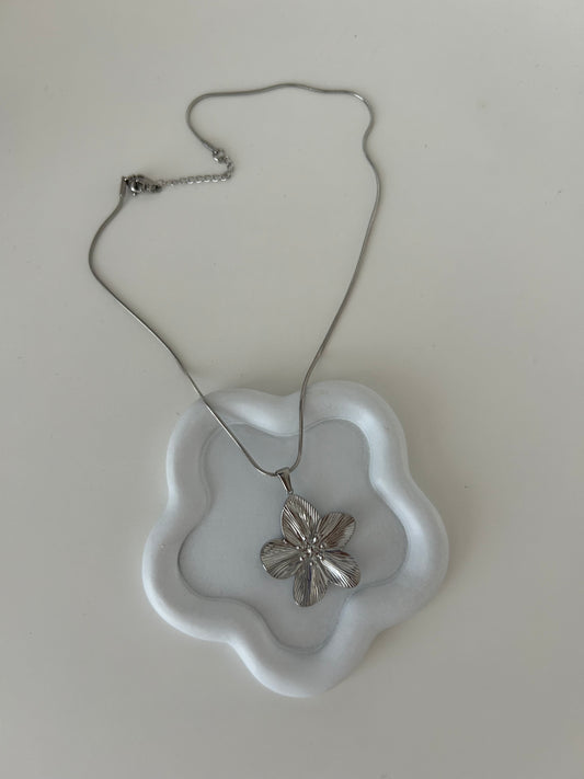 Collier fleur